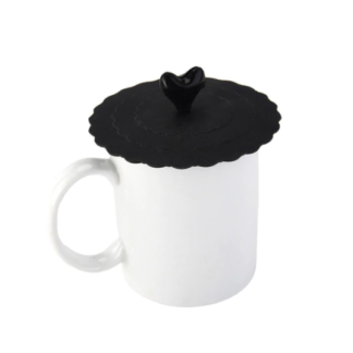 Black Cup cover with slot in handle for spoon or whatever. Cover protects drinks from bugs and dust.